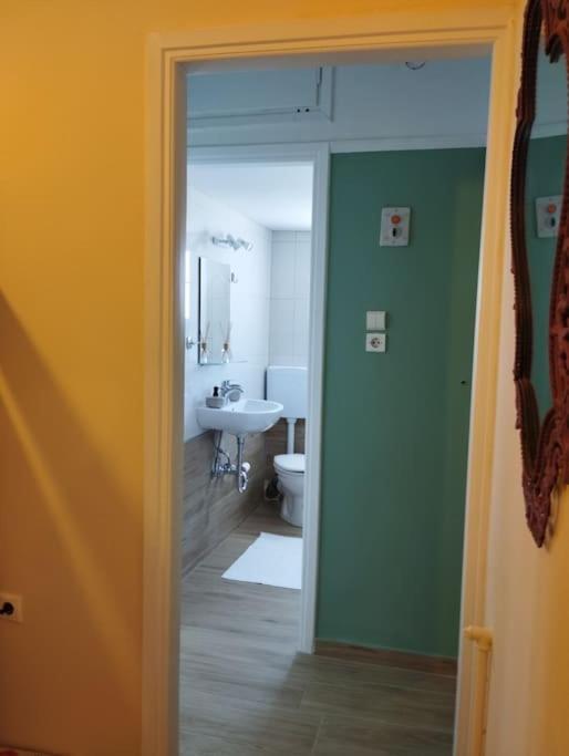 Vicky'S Central Apartment Corinth Zewnętrze zdjęcie